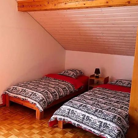 Maison De Montagne De Bretaye Acces Par Le Train Arret Bouquetin *