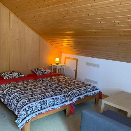 Maison De Montagne De Bretaye Acces Par Le Train Arret Bouquetin