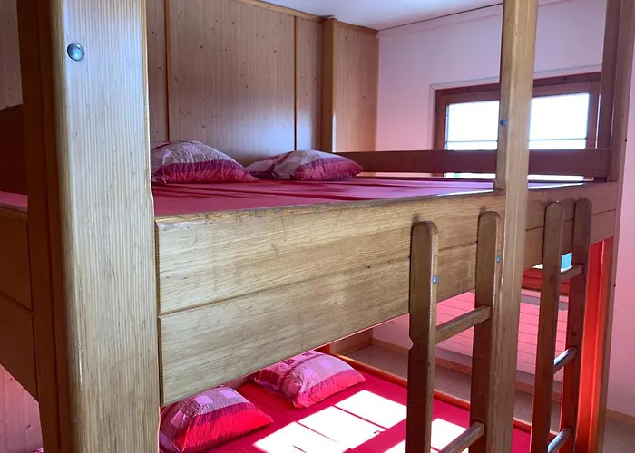 Hotel Maison De Montagne De Bretaye Acces Par Le Train Arret Bouquetin *