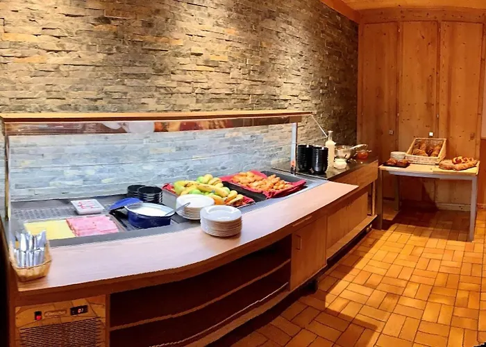 Hotel Maison De Montagne De Bretaye Acces Par Le Train Arret Bouquetin *